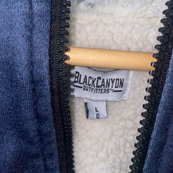 Black Canyon | Wolf Print Zipper Hoodie | Size L - Picture 4 of 4